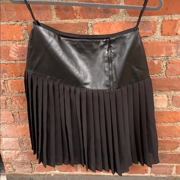 Worthington pleather pleated drop waist skirt NWT - Picture 4 of 12